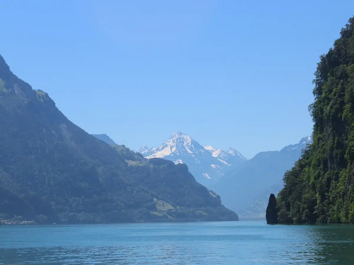 Body of water near mountain during daytime — Lake Lucerne, Switzerland